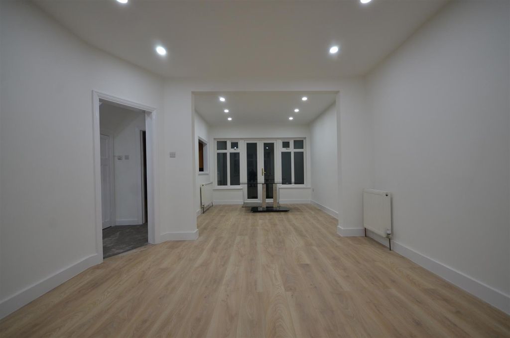 Property photo 3 of 9 Dsc_3393.Jpg