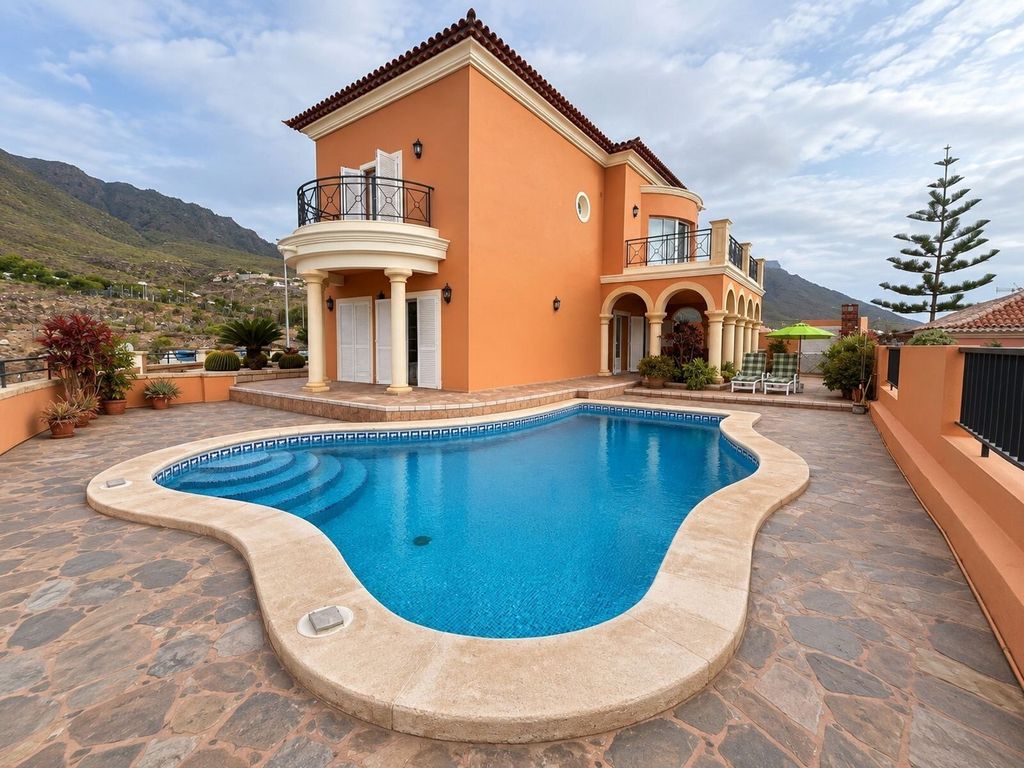 Property photo 1 of 50 Villa Flor