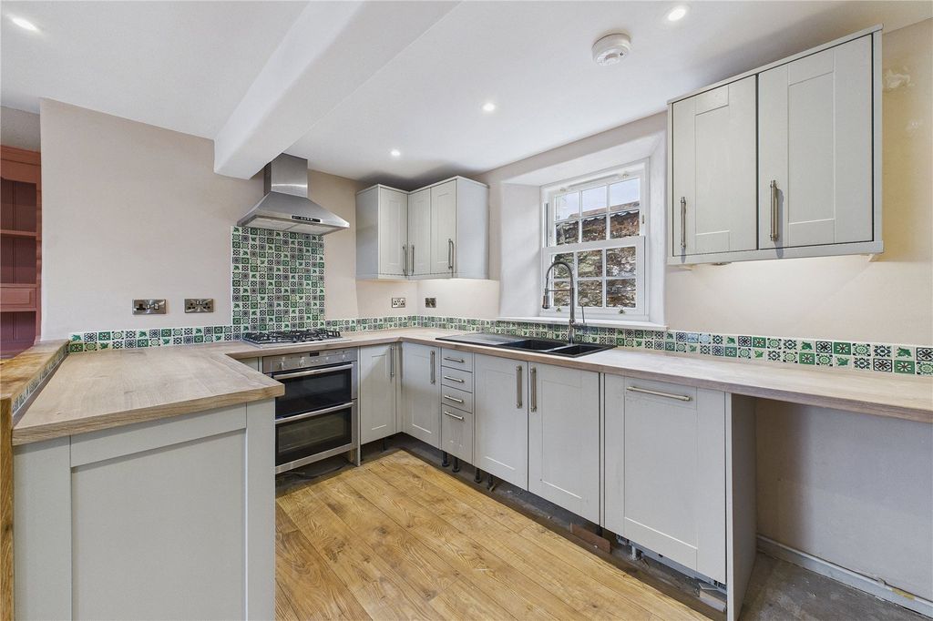 Property photo 3 of 13 Picture No. 09