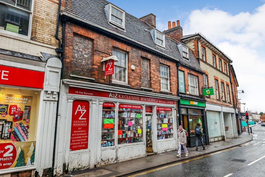 Property photo 2 of 9 15 The Borough, Farnham, Gu9 7Nf