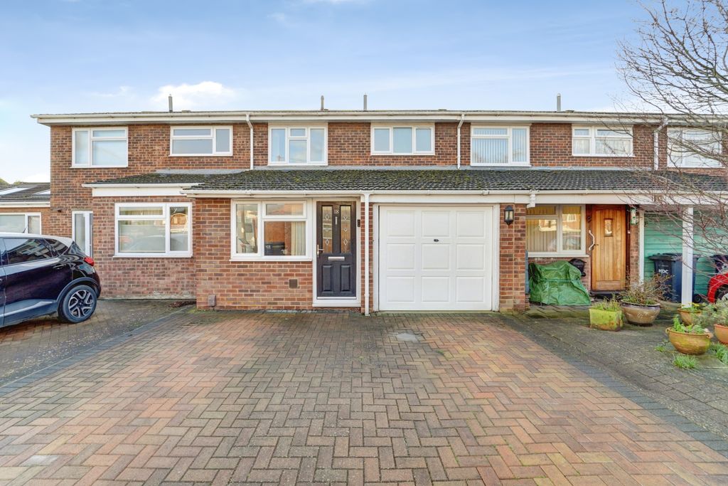 Property photo 1 of 16 Front External