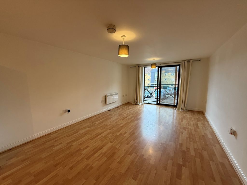 Property photo 2 of 6