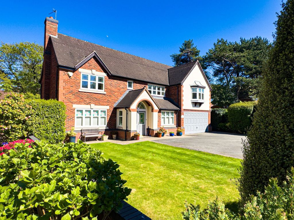 Property photo 1 of 37