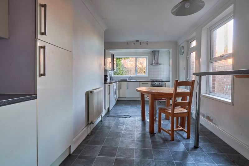Property photo 2 of 10 Kitchen Diner