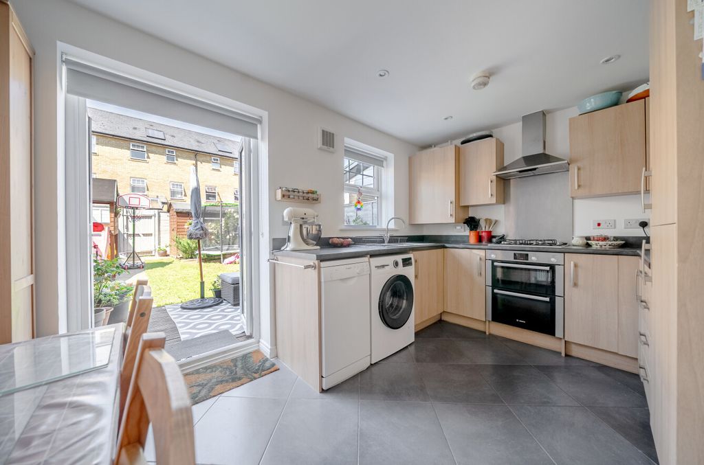 Property photo 3 of 17 1472821-7-6A3540B...
