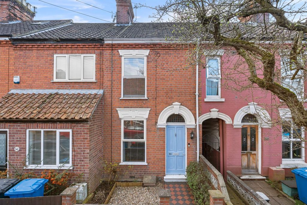 Property photo 1 of 20 86-Gleberd-001.Jpg