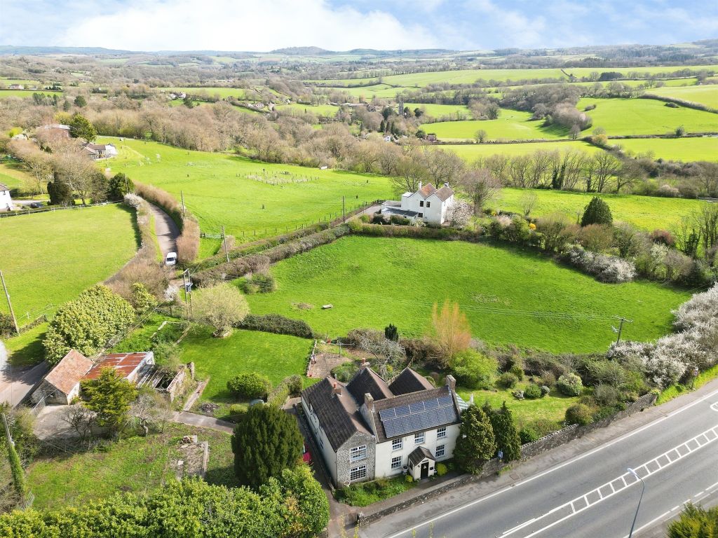 Property photo 2 of 24