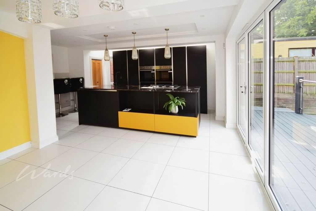 Property photo 2 of 17 Lordswood Lane Ki...