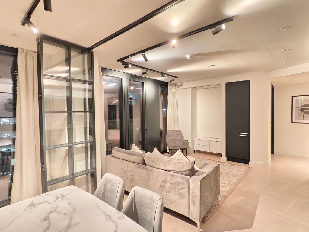 Property photo 3 of 25