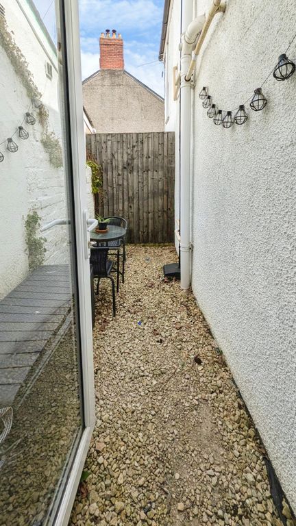 Property photo 3 of 7 7Ea214E2-29460