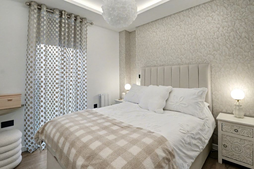 Property photo 2 of 13 Img_5573