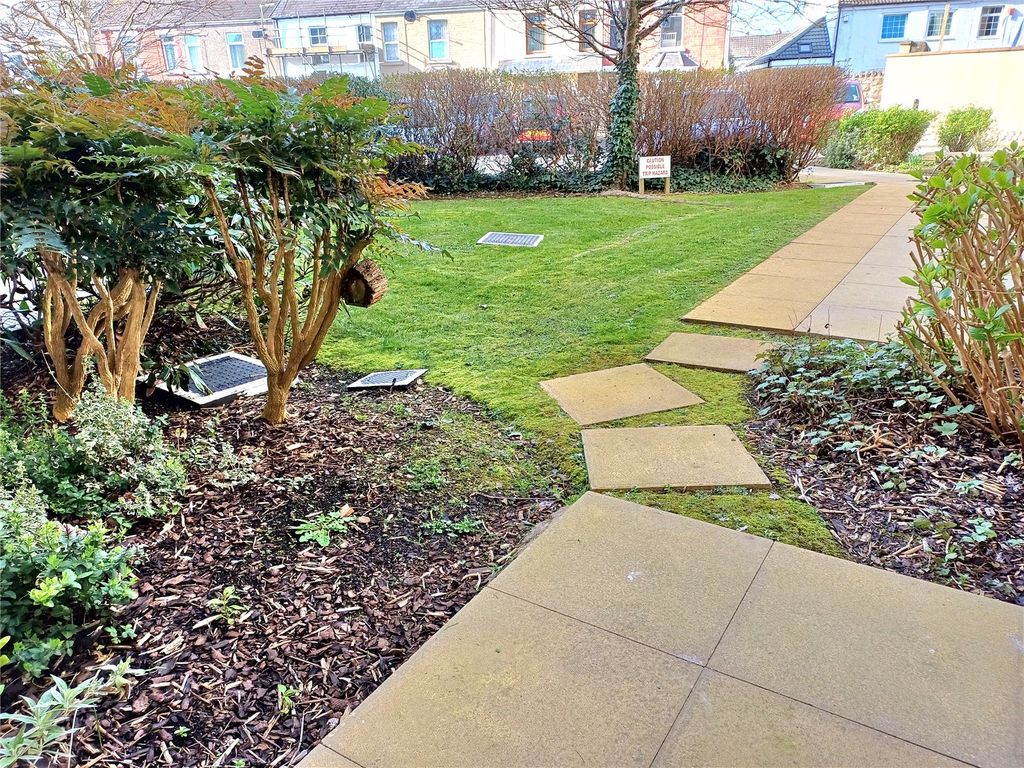 Property photo 2 of 8 Picture No. 08