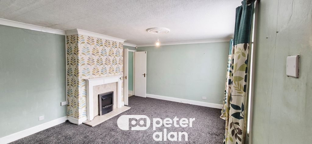 Property photo 3 of 14 Image