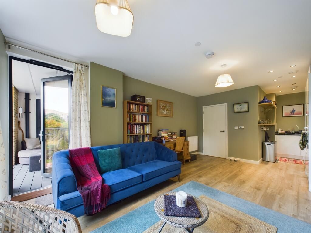 Property photo 2 of 13 2