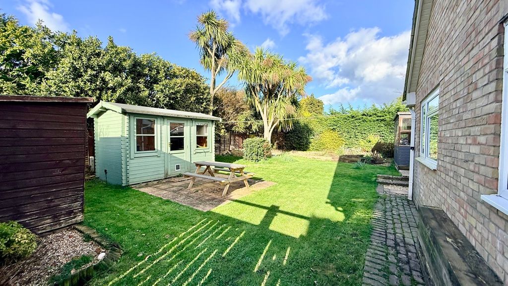 Property photo 3 of 16