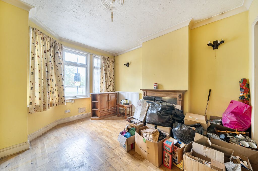 Property photo 3 of 14 3