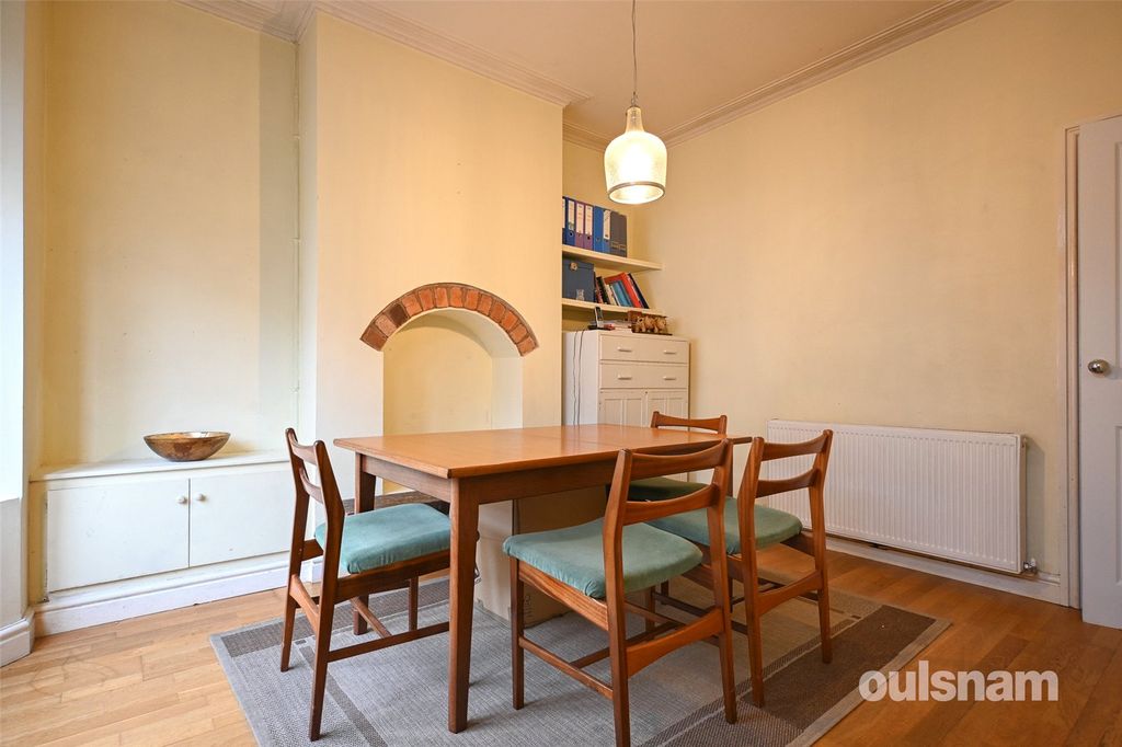 Property photo 2 of 18 Picture No. 10