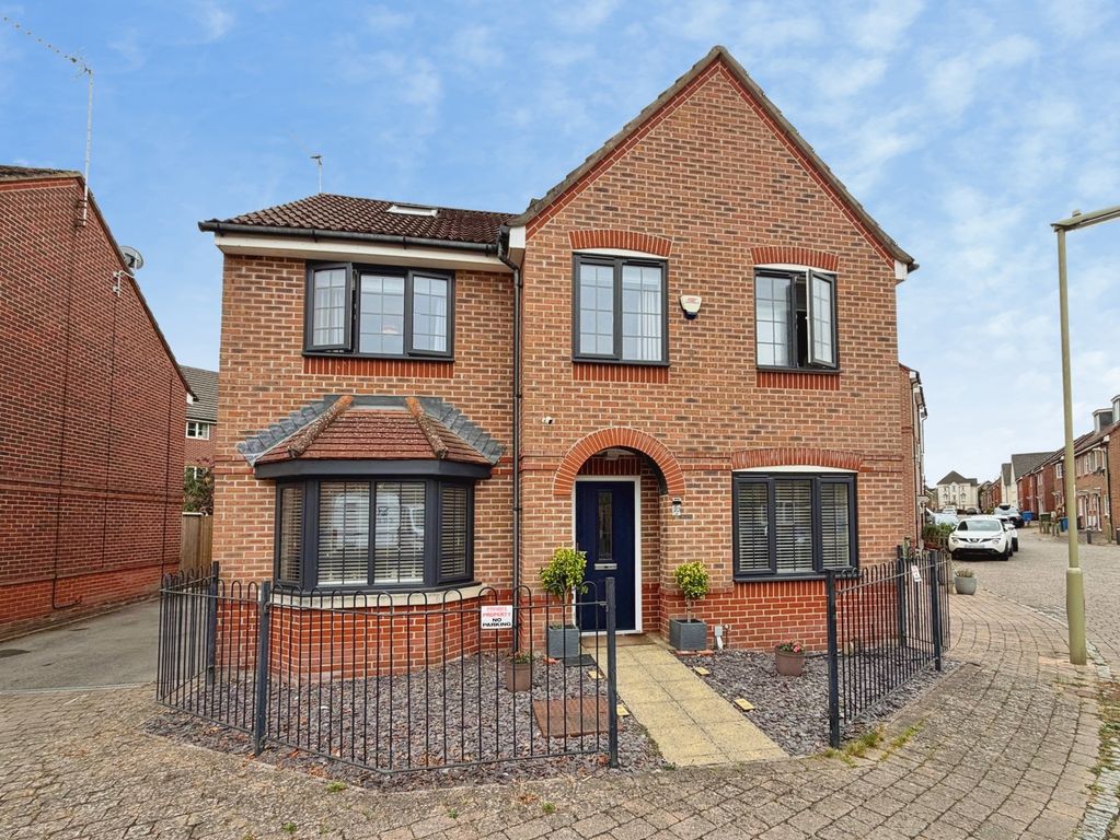 Property photo 1 of 19 Pbox-Img.Jpg