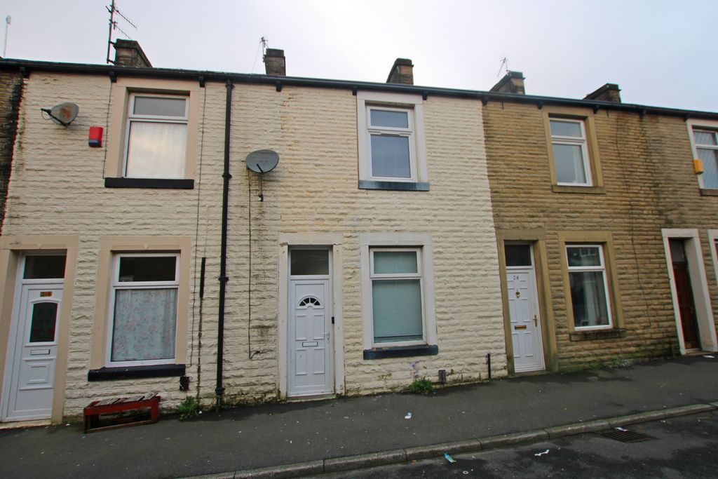 Property photo 1 of 9