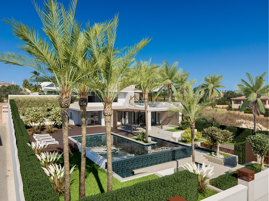 Property photo 2 of 24