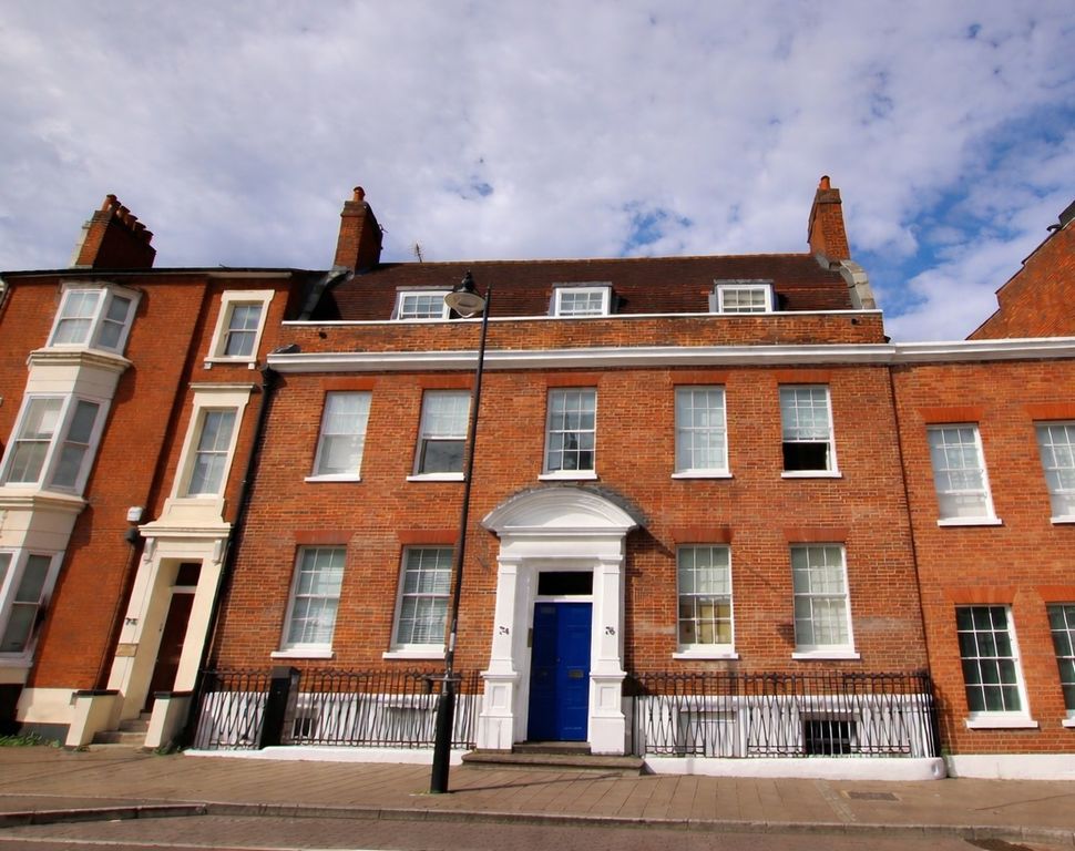 Property photo 1 of 6