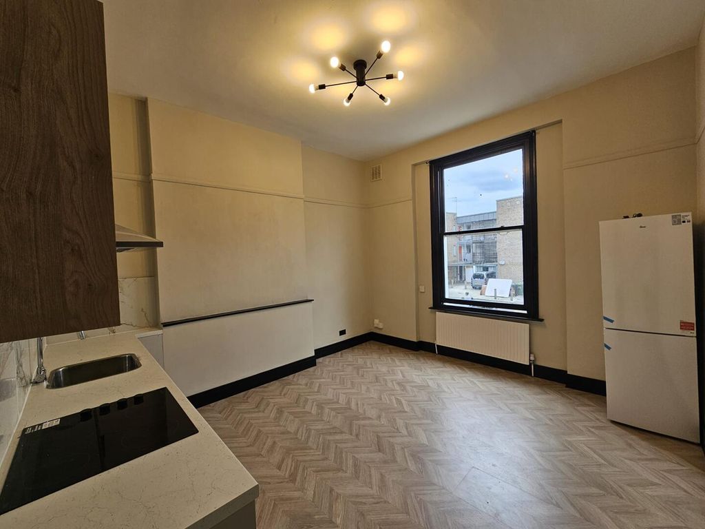 Property photo 2 of 16 Kitchen