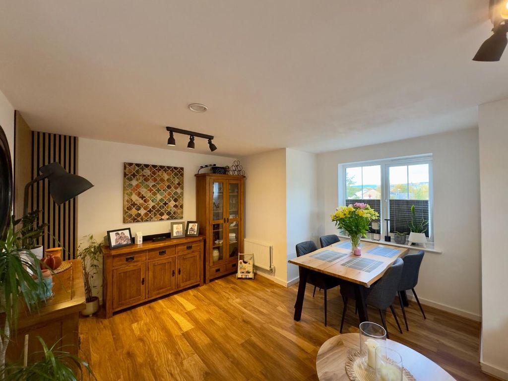 Property photo 3 of 28 Reception Room Image, Four Bedroom Property For Sa