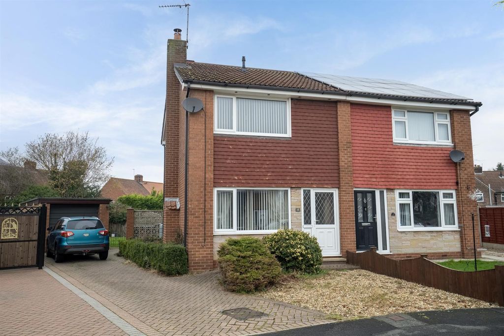 Property photo 1 of 13 External