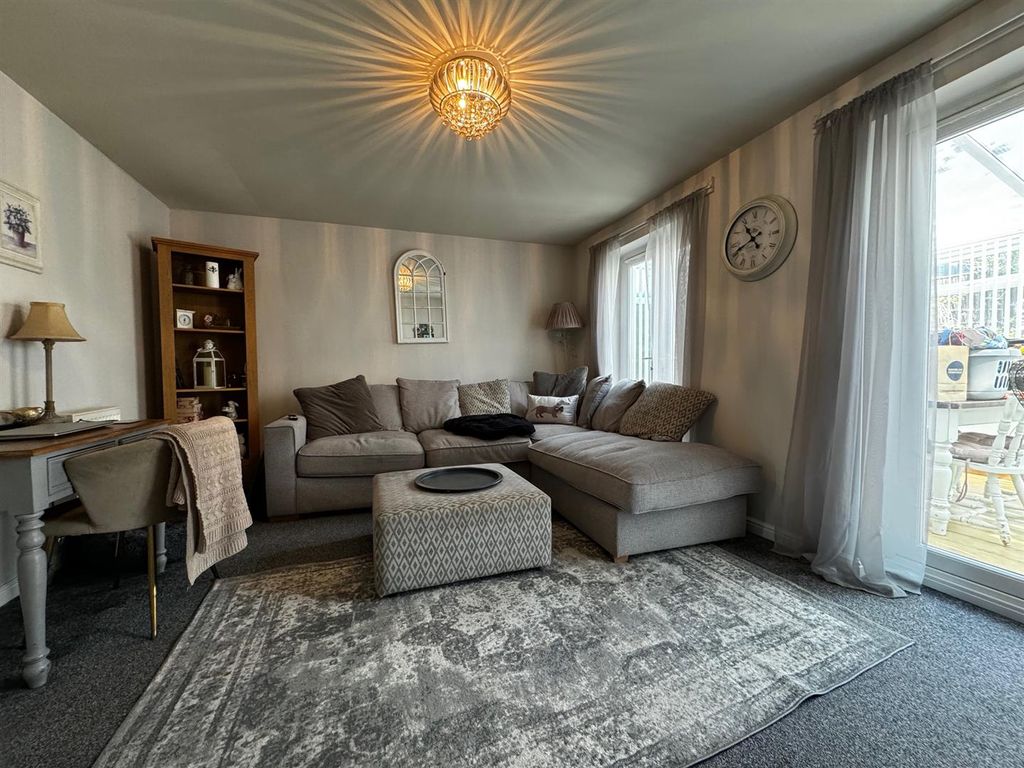 Property photo 2 of 14 Img_4435.Jpg