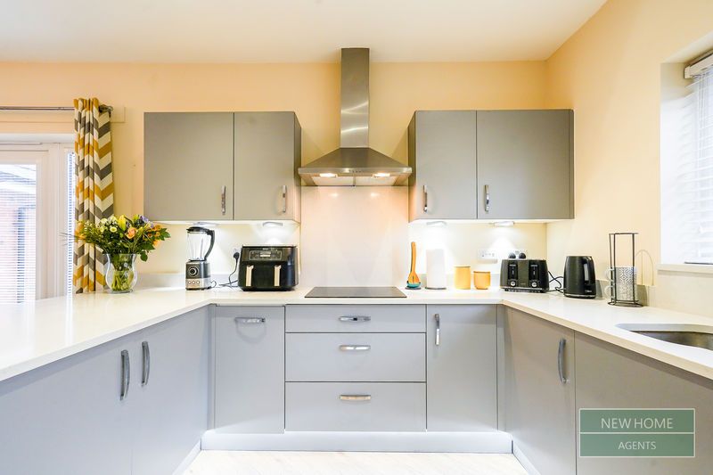 Property photo 3 of 25 Photo 7