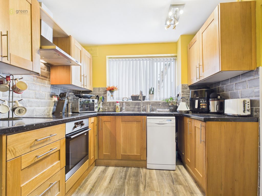 Property photo 2 of 24