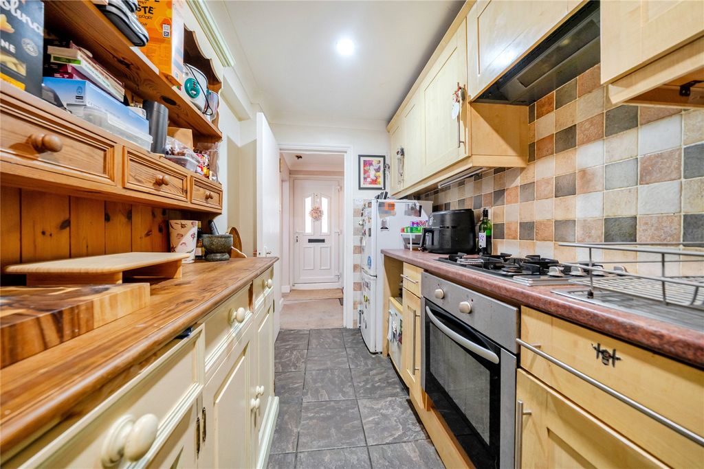 Property photo 3 of 24 Picture No. 12