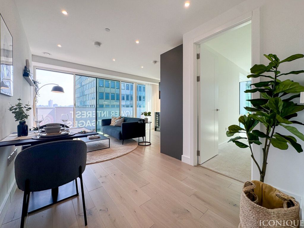 Property photo 2 of 49