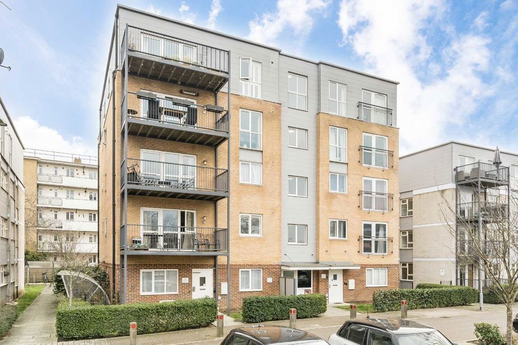 Property photo 1 of 6