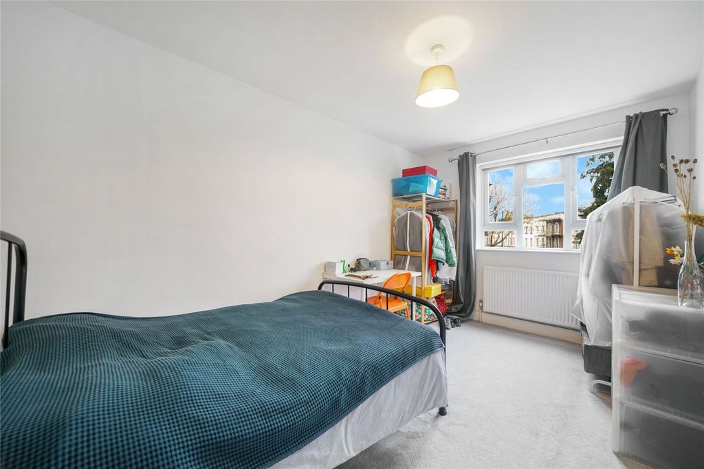 Property photo 3 of 15 Picture No. 04