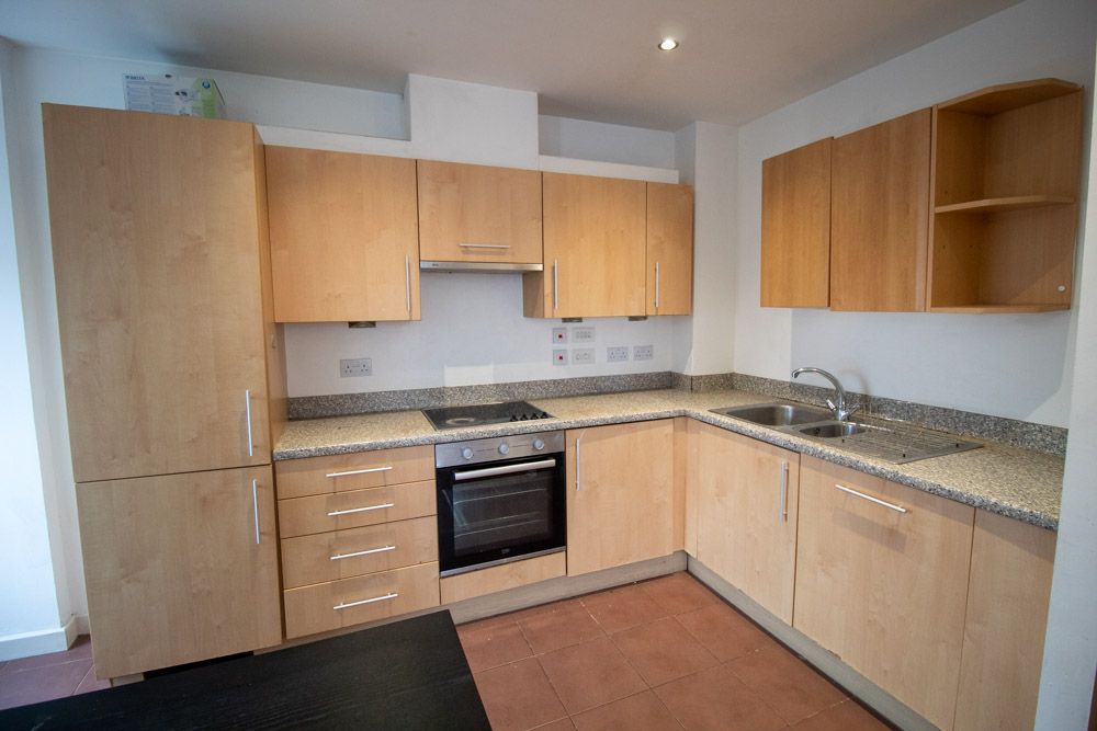 Property photo 1 of 6 Img_7883