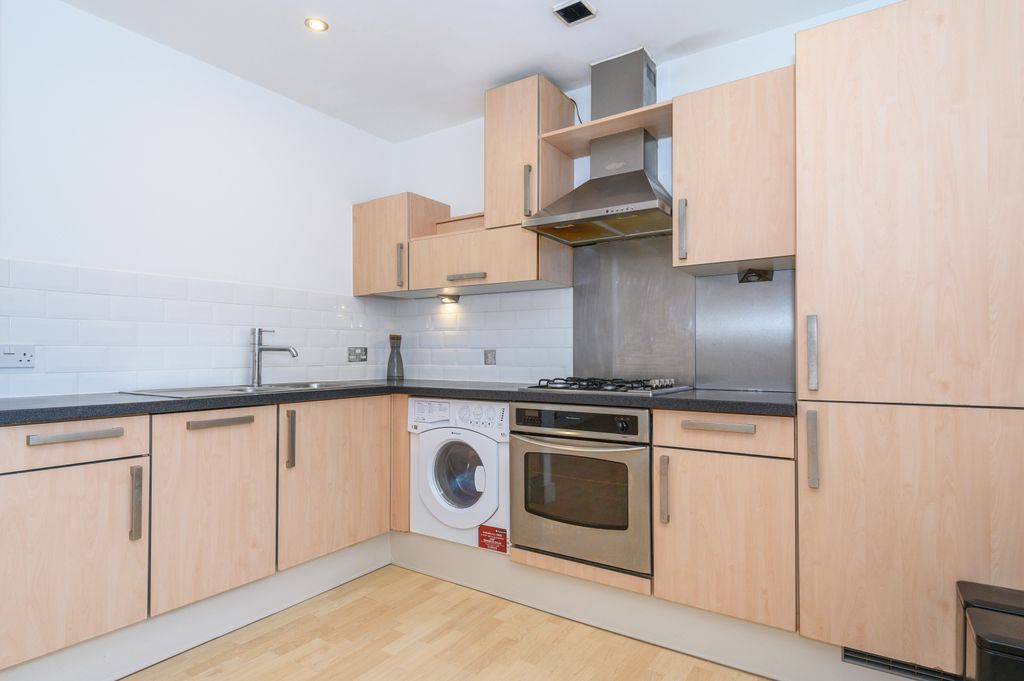 Property photo 3 of 9 _D782516-22