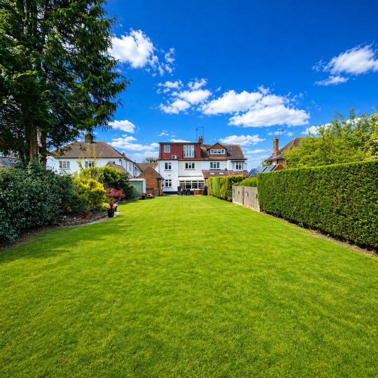 Additional image 23 of 4 bed semi-detached house for saleLudlow Avenue, Bedfordshire, Luton LU1