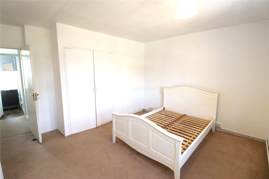 Property photo 2 of 6 Picture No. 03