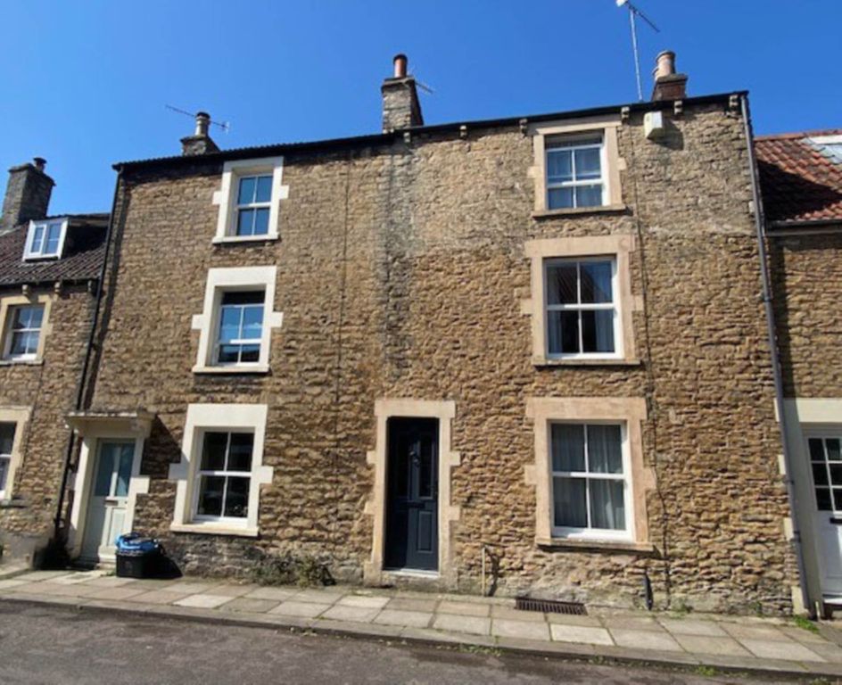 Property photo 1 of 25