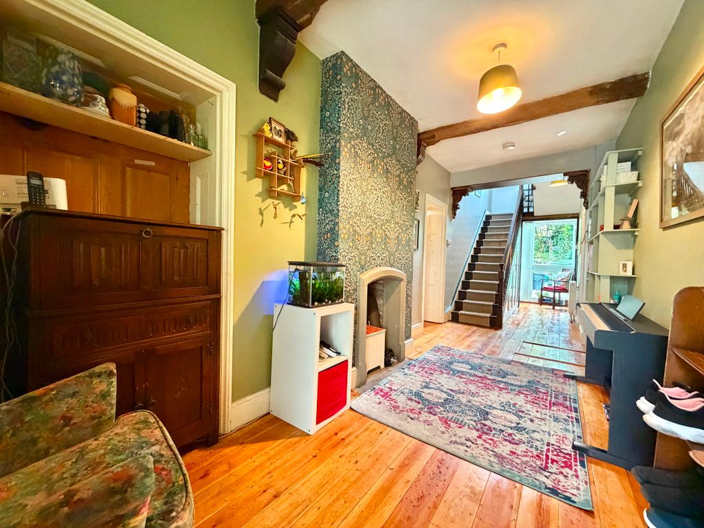 Property photo 2 of 55