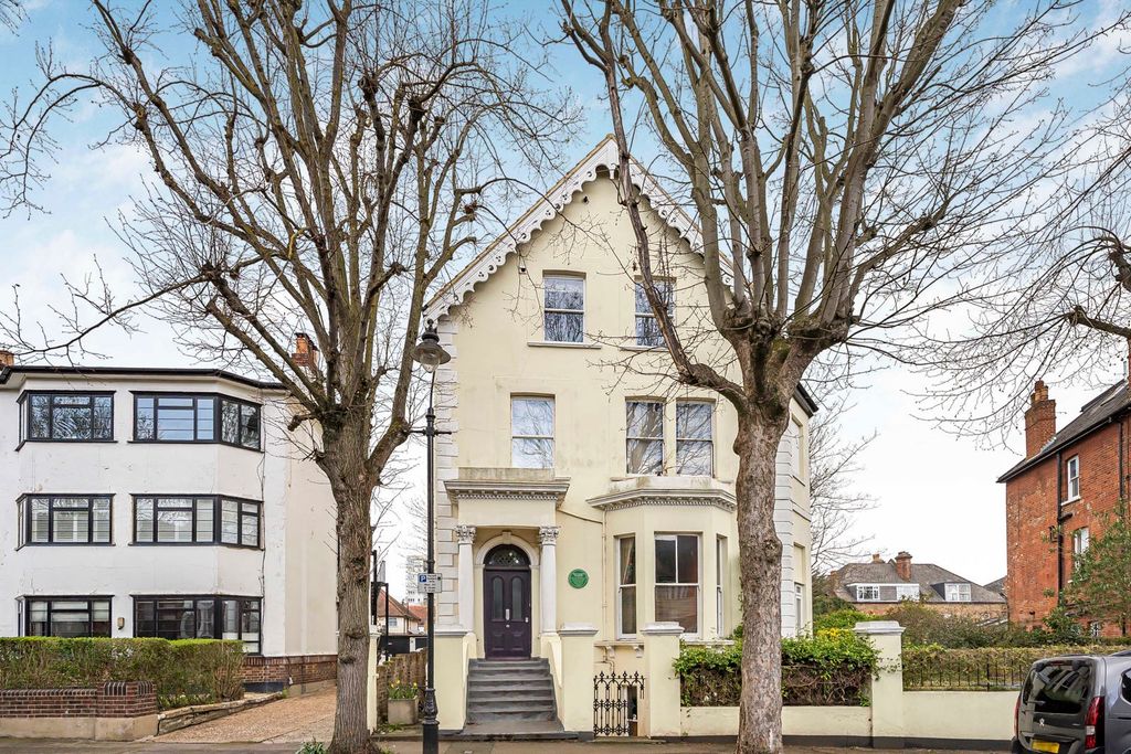 Property photo 1 of 24 Exterior