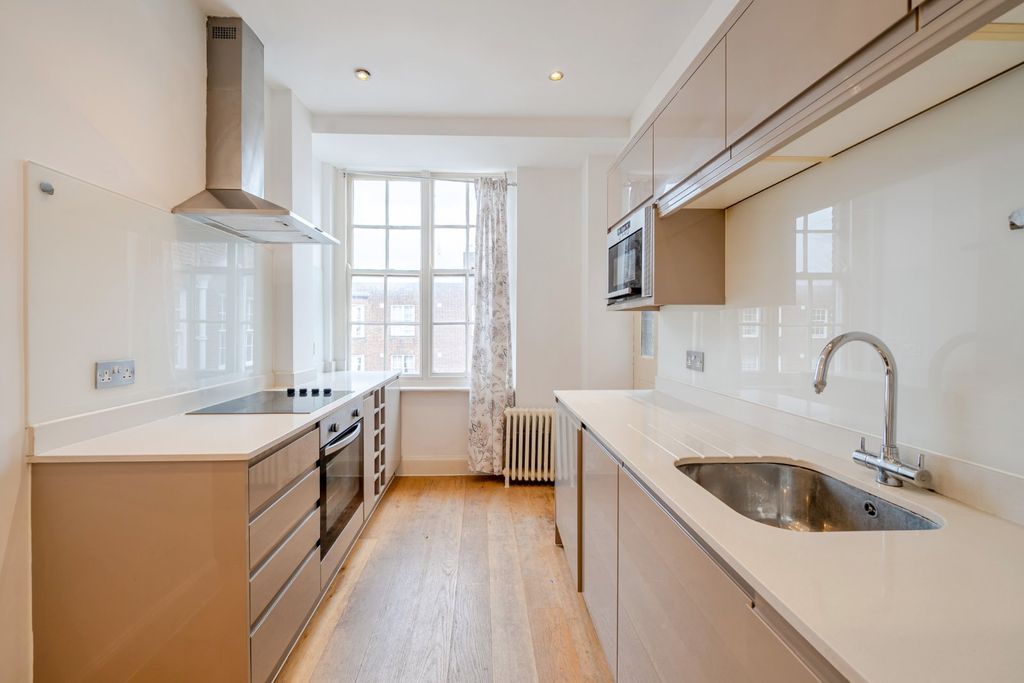 Property photo 1 of 11 Picture No. 08