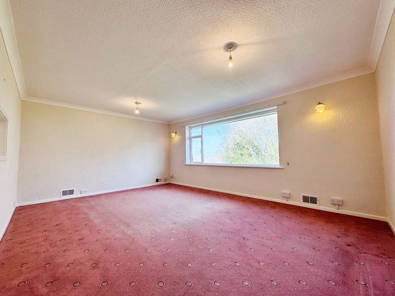 Property photo 3 of 11 Photo 7