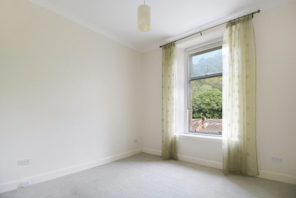 Additional image 6 of 3 bed flat to rent20 Allanwater Apts, Bridge Of Allan, Stirlingshire FK9