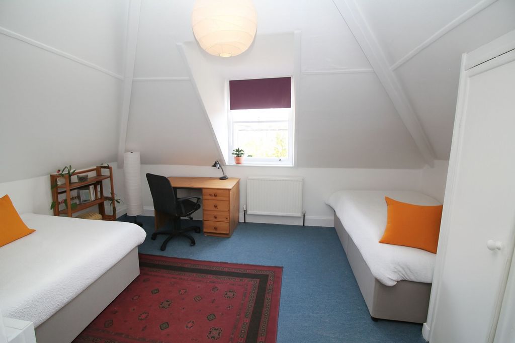 Property photo 1 of 4