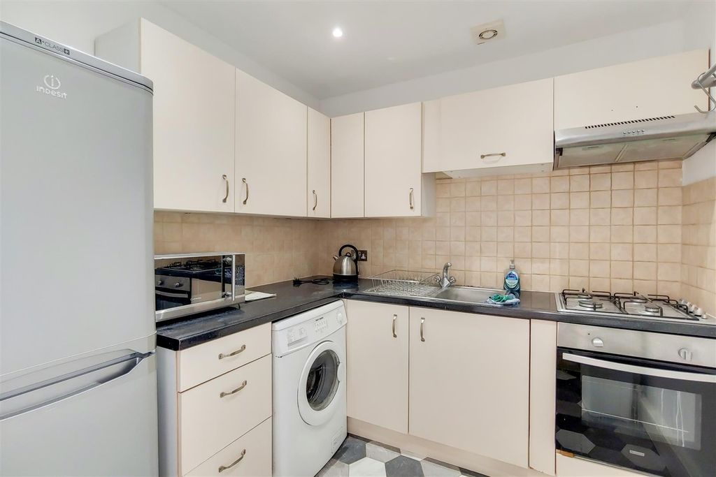Property photo 2 of 12 3_Kitchen-0.Jpg