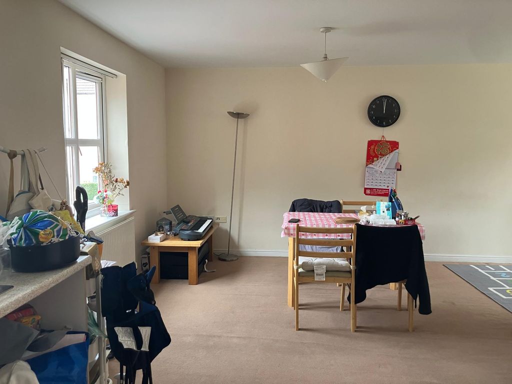 Property photo 3 of 7