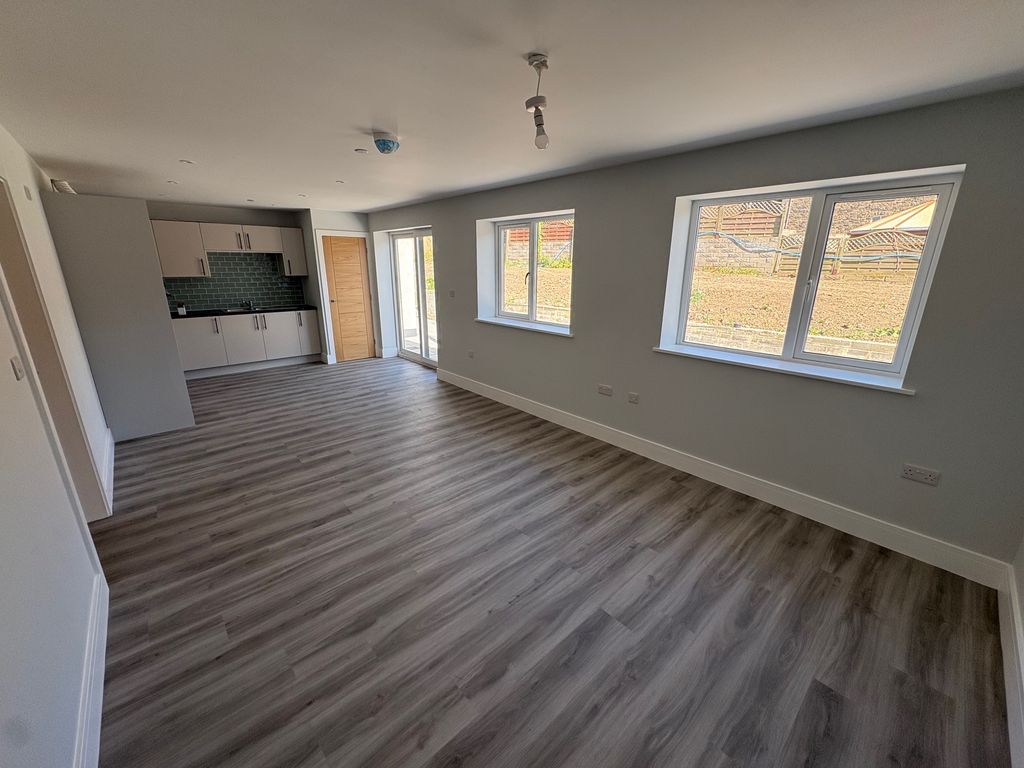 Property photo 1 of 16 Balcony