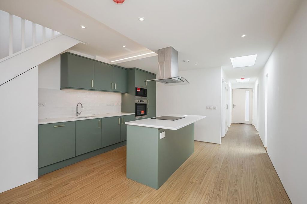 Property photo 2 of 12 5A1A2274 (1).Jpg